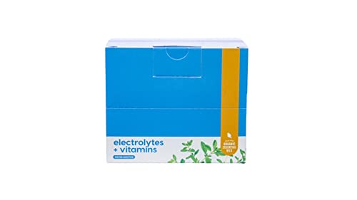 Strong Animals Electrolytes + Vitamins, Chicken Electrolytes for Water with Organic Thyme Essential Oil & Vitamins, Hydration & Nutrient Support for Backyard Flocks, 30 Single-Serve Packets