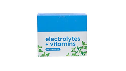 Strong Animals Electrolytes + Vitamins, Chicken Electrolytes for Water with Organic Thyme Essential Oil & Vitamins, Hydration & Nutrient Support for Backyard Flocks, 30 Single-Serve Packets