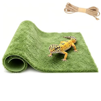 Reptile Carpet Substrate, Washable Absorbent Moss Mat Bedding Liner | Made of thick fiber for amphibian terrariums, this non-slip flooring holds moisture to keep tanks stable, sized 17.72x23.6in