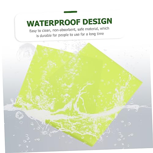 SUPVOX Reptile Carpet Mat and Washable Terrarium Liner for Bearded Dragons Tortoises Snakes and Lizards Easy Clean Habitat Flooring Green