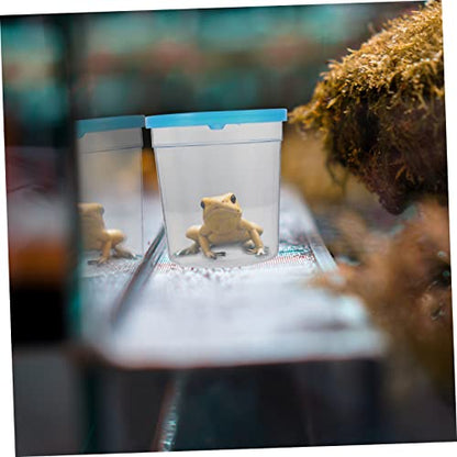 Plastic Reptile Feeding Box Lid Mini Turtle Tank and Betta Fish Cup Insect Breeding Container for Terrarium and Aquariums 1 Piece Random Color
