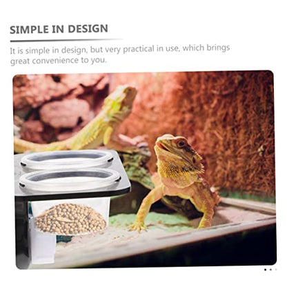 VANZACK 2-Piece Gecko Feeding Ledge Set Sucker Design Reptile Water Dish Feeding Bowl for Tank Accessories Suitable for Chameleons and Other Reptiles Random Color