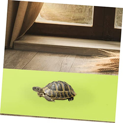 SUPVOX Reptile Carpet Mat and Washable Terrarium Liner for Bearded Dragons Tortoises Snakes and Lizards Easy Clean Habitat Flooring Green