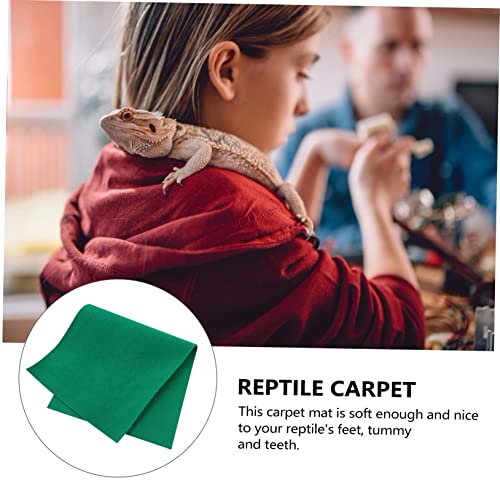 VANZACK Reptile Carpet Liner for PET Cage Soft Polyester Fiber Substrate Mat for Turtles Lizards and Snakes Non-Slip Easy to Clean Reptile Habitat Accessory