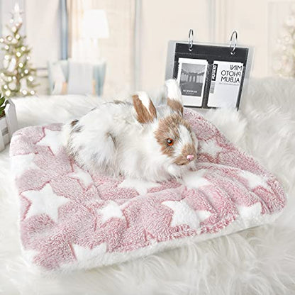 Small Animal Bed Mat, Soft & Warm, Suitable for Guinea Pig, Hamster, Rabbit, Rat and Bearded Dragon (XX-Large(19.7''x15.7''), Star Red) - color: Star Red, size: XX-Large(19.7''x15.7'')