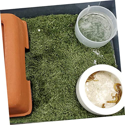 Reptile Moss Carpet for Amphibians and Tortoises Moisture Retaining Artificial Lawn Mat for Crawl Pets for Terrarium Decoration and Habitat Simulation