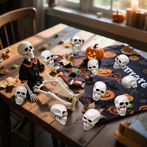 Plastic Realistic Miniature Skulls, Halloween Decoration 10pcs Spooky Small Skeleton Head for Diorama Terrarium Haunted House