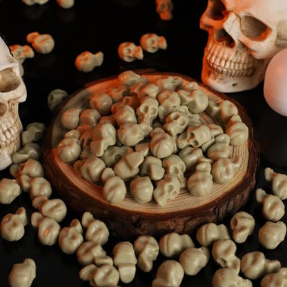 OZIO 150 Mini Plastic Skull Heads - Halloween Miniature Figurines Skulls Heads Ornaments for DIY Crafts, Home Prank Props, Party Favors