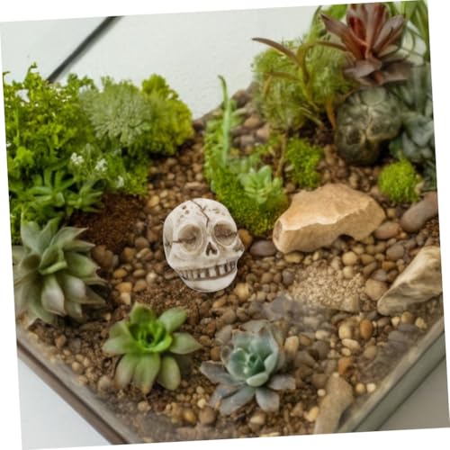 Luxshiny 20pcs Resin Mini Skull Figurines Halloween Lawn Decorations for Garden, Aquarium, Terrarium, Outdoor Yard Decor Smiling Skeleton Heads