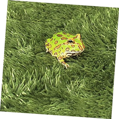 Sosoport Reptile Moss Carpet Mat Comfortable and Absorbent Tortoise Bedding for Terrariums for Amphibians and Reptiles Soft Material Moisture Retaining Fake Lawn