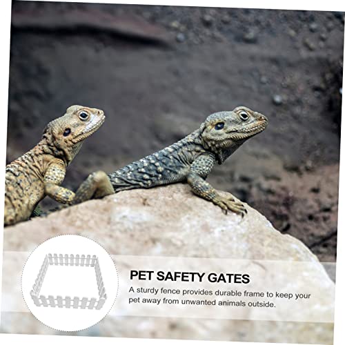 Tortoise Enclosure Outdoor 4 Pcs Pet Fences for Safe Pet Playpen Easy Install Plastic Fence Panels for Outdoor Tortoise Breeding 20.07 X 6.49 X 0.39 in