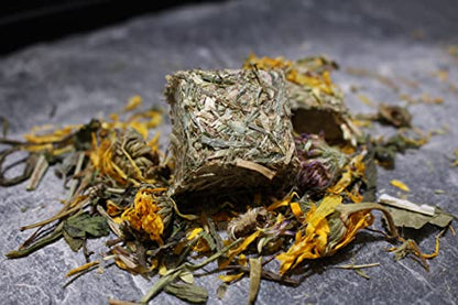 Arcadia Optimised52 Freshly Pressed Tortoise Food 1KG – All-Natural Tortoise High Fiber Diet with 52 Species of Grasses Herbs and Flowers, Complete Reptile Food with Bee Pollen, Calcium and Probiotics
