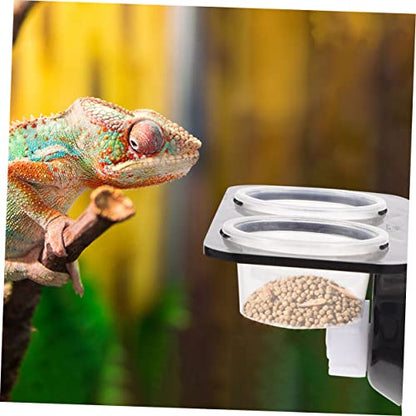 LIOOBO Reptile Water Dish Sucker Design Reptile Feeder Round Edges for Safety Random