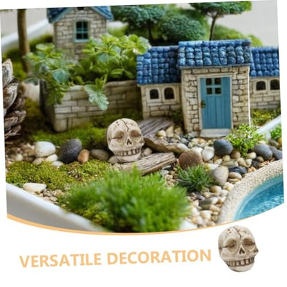 Luxshiny 20pcs Resin Skull Figurines Miniature Skull Aquarium Decor for Garden Flower Pot and Terrarium Halloween Outdoor Tabletop Decoration