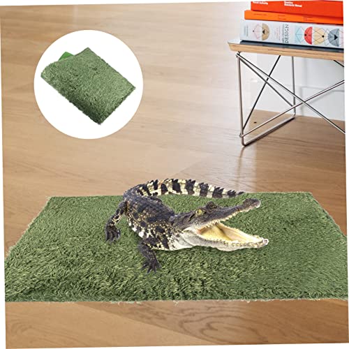 2pcs Reptile Carpet Mat Imitation Moss Bedding for Turtles Snakes and Lizards Breathable and Easy to Clean Terrarium Liner for Comfortable Habitat