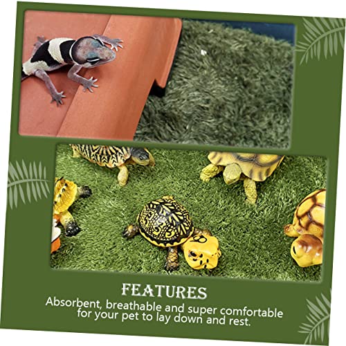 POPETPOP Fake Lawn Mat for Reptiles and Pets Washable Terrarium Liner Absorbent and Breathable Moss Carpet for Bearded Dragon Iguana Mat Accessory