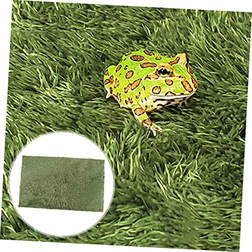 BESPORTBLE Reptile Carpet Mat for Terrarium Washable Lawn-Shaped Reusable Liner for Tortoises Bearded Dragons and Amphibians Easy to Cut and Install Moisture Protection