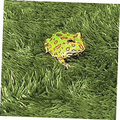 LIOOBO Reptile Moss Carpet for Terrarium Absorbent Faux Lawn Mat for Amphibians and Reptiles Comfortable Resting Place Green for Crawling Pets and Tortoise Habitats