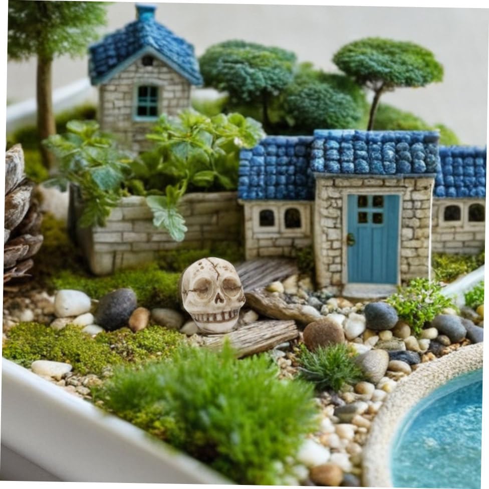 Luxshiny 20pcs Resin Mini Skull Figurines Halloween Lawn Decorations for Garden, Aquarium, Terrarium, Outdoor Yard Decor Smiling Skeleton Heads