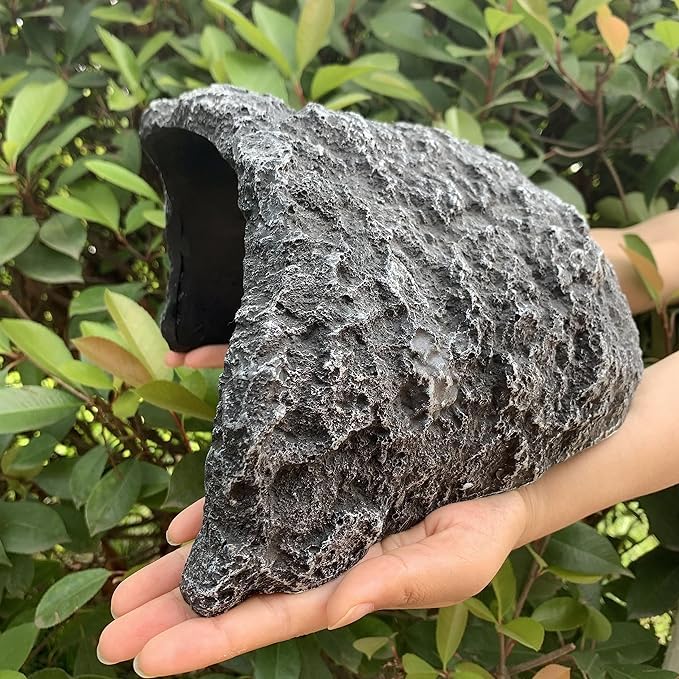 Oversize Resin Rock hides and Caves are Perfect for Oversized Reptiles, Creating a Natural Habitat in Reptile Aquariums. Ideal for Bearded Dragons, Snakes, Tortoises, and Other Terrarium Reptiles